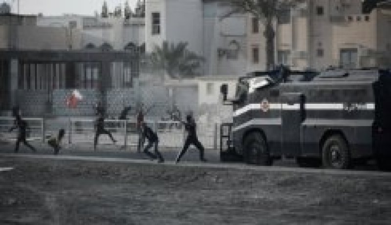 توقيف 3 متهمين في البحرين بعد تفجير سيارة مفخخة قرب الديوان الملكي