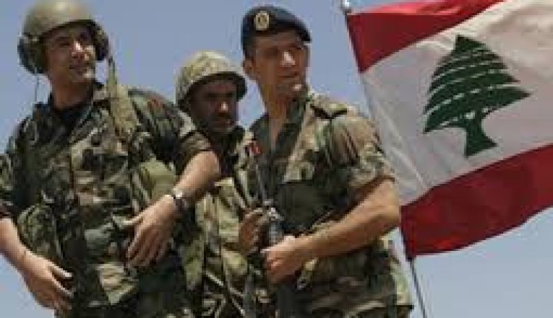 الجيش اللبنانى يحبط عملية تسليم أسلحة لجهات متطرفة