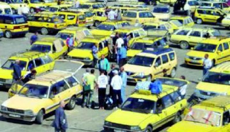 مستقبل سائقي سيارات  الأجرة مرهون برخص المجاهدين