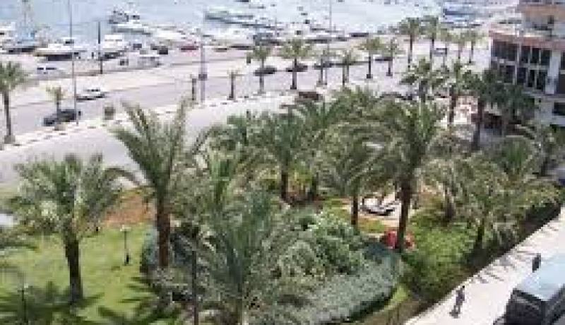 مسؤول أمني ليبي يدعو الحكومة لتشديد الحماية على ميناء طرابلس
