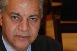 الفخراني يقيم دعوى لحل حزبي الحرية و العدالة و البناء و التنمية