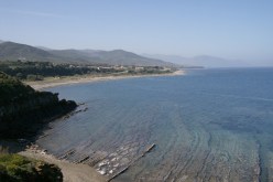 انتشال جثة طفل غريق بشاطئ غير محروس ببلدية افليسن في تيزي وزو