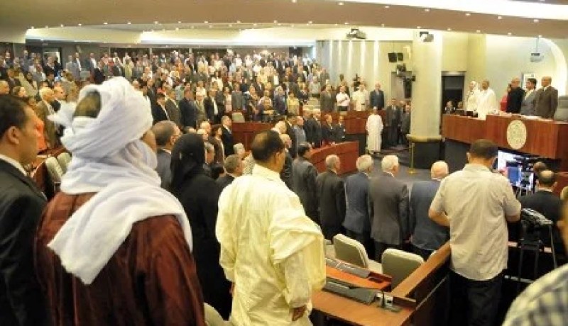 قانونيون يقترحون مراجعة النصوص المنظمة للعلاقة بين الحكومة والبرلمان