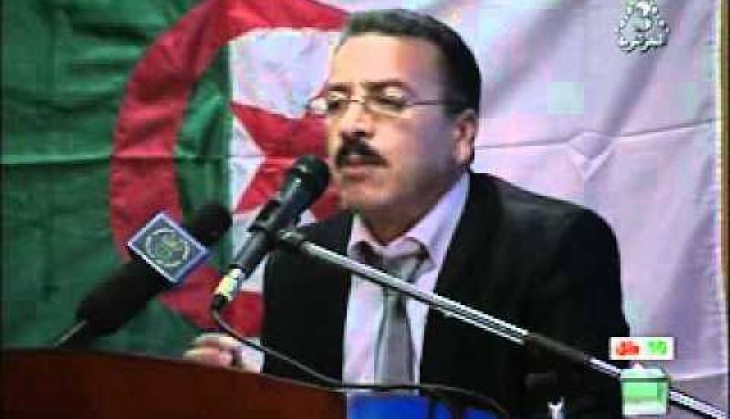 ضرورة نشر الوعي في أوساط المواطنين وإعدادهم للديمقراطية الحقيقية