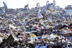 حريق مهول بمركز الردم التقني للنفايات في سطيف