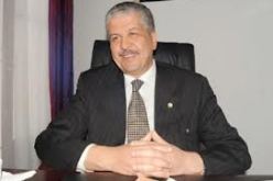 سلال يعاين محطة مركالة لإنتاج الكهرباء بتندوف