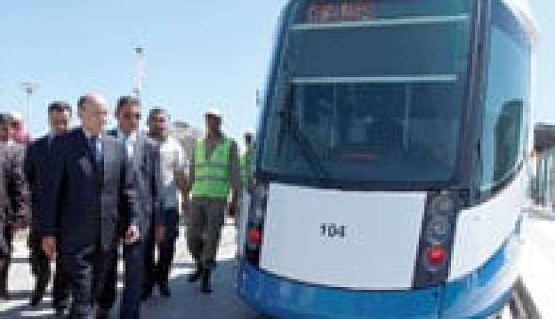 الانتهاء من أشغال الشطر ترامواي الجزائر برج الكيفان- قهوة الشرقي في نهاية أكتوبر المقبل