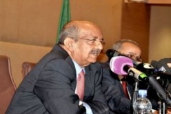 ندوة صحفية شهرية مشتركة بين لعمامرة و مساهل