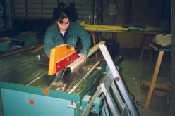 سلال يقر تقاعد السيدات العاملات اللاتي تجاوز سنهن الـ 60 سنة