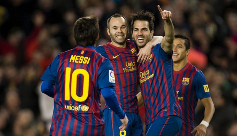 انيستا يقول أن فابريغاس لن يغادر برشلونة