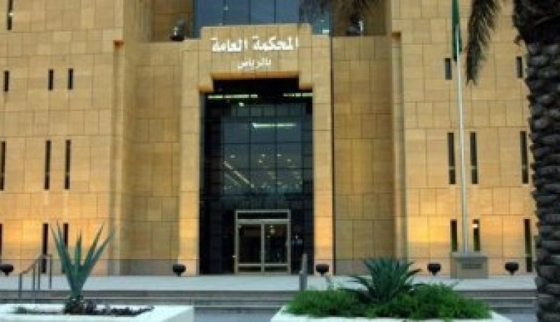 السجن 7 أعوام و600 جلدة لناشط حقوقي في السعودية لانتقاده الشرطة الدينية