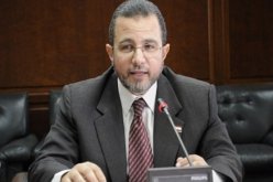 هشام قنديل يضع استقالته تحت تصرف مرسي و استقالة المتحدثين باسم الرئاسة