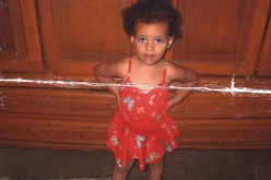 المرأة تقتل نادية ذات سنتين من العمر بعد اعتداء ابنها عليها بمستغانم