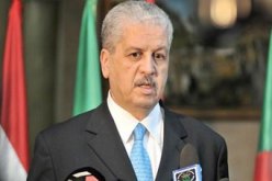 سلال يطلع على مدى تقدم مشروع تنظيف وادي الدفة بمدينة البيض
