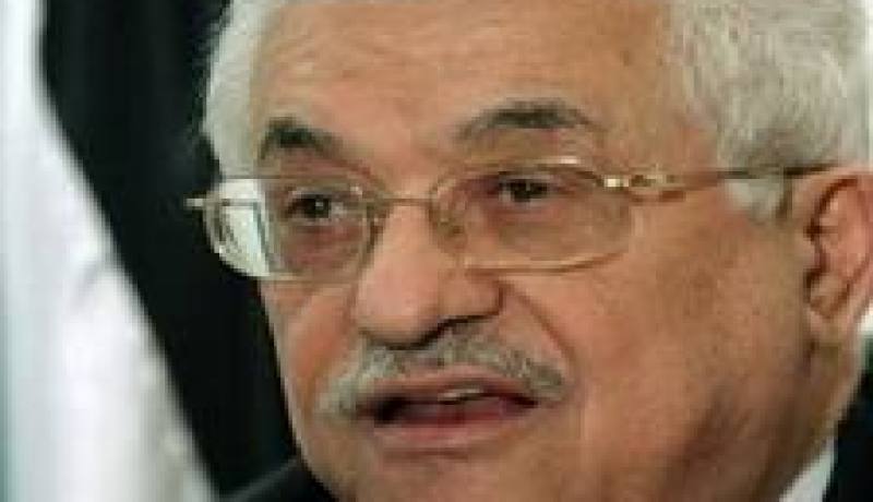 محمود عباس يشرع في اتصالات لتشكيل حكومة جديدة