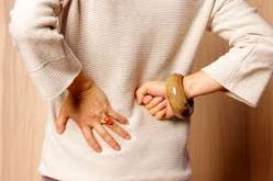 النساء اللواتي يعانين من حصى الكلى أكثر عرضة لأمراض القلب والشرايين