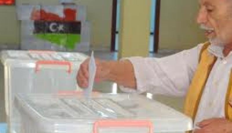 مفوضية الانتخابات في ليبيا تطلق عملية تسجيل الناخبين لاختيار لجنة الدستور
