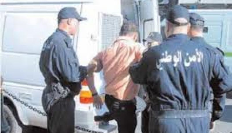 توقيف 3 اشخاص مختصة في السرقة و الاعتداء بمستغانم