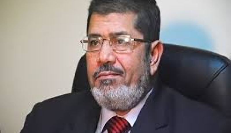 مرسي يطلب سحب دعاوى قضائية ضد اعلاميين اتهمواباهانته