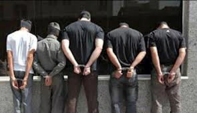 توقيف شبكة  متكونة من 5 أفراد مختصة في المتاجرة بالأسلحة بسكرة