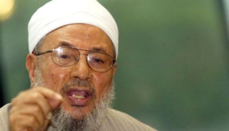 القرضاوي يصدر فتوى بوجوب تأييد مرسي