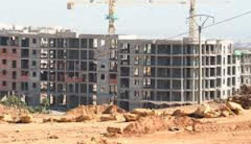 اتحاد المقاولين يوصي بمرافقة المقاولات الوطنية لتسريع وتيرة الانجاز