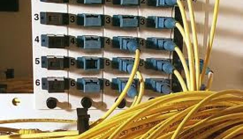 إنتهاء ربط جميع البلديات بشبكة الألياف البصرية قبل نهاية السنة بتيسمسيلت