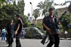 مصر تعتقل مؤيداً لمرسي يشتبه بعلاقته بهجوم في القاهرة