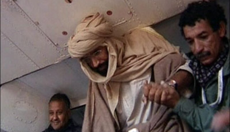 سيف الإسلام القذافي يطالب باستمرار محاكمته في مدينة الزنتان