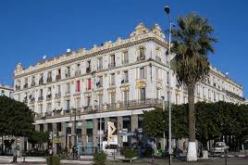 اعتصام العشرات من  المفصولين من شركة “ديزنات” في ولاية عنابة