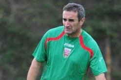 مناد يخرج عن صمته بعد العقوبة الذي طالته من طرف لجنة الإنضباط