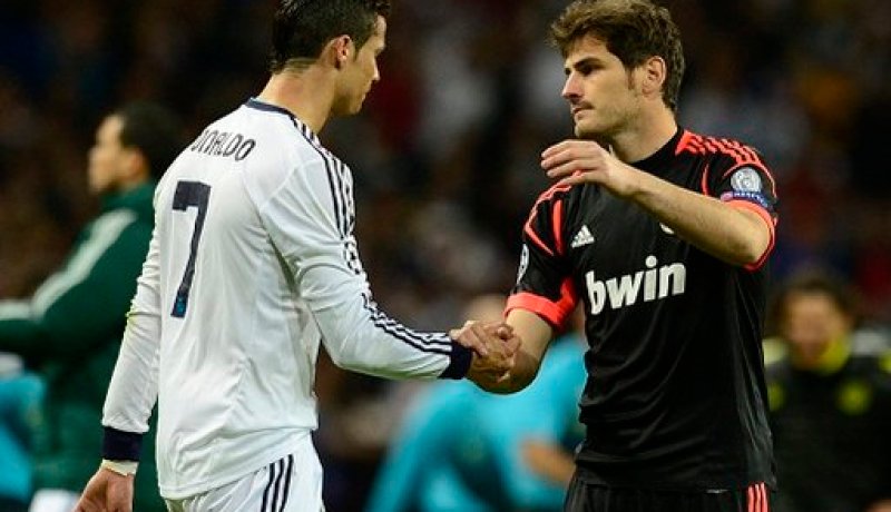 كاسياس ينفي رحيله من الريال مدريد