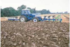 حريق يقضي على 5 هكتارات  من القمح في بوفاريك