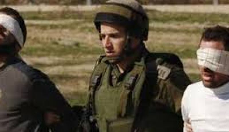 قوات الاحتلال الاسرائيلية تعتقل فلسطينيين اثنين جنوب الخليل بالضفة الغربية