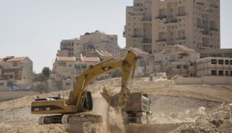 الأمن الإسرائيلي يهدم بؤرة استيطانية في مدينة نابلس شمال الضفة الغربية
