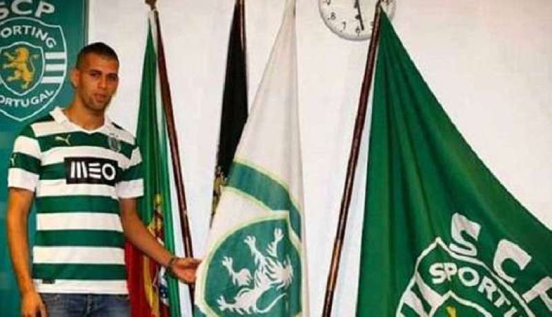 الفاف تسرح اللاعب إسلام سليماني