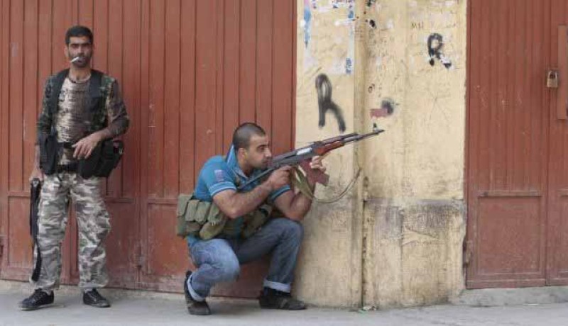 قتيلان في اشتباكات بين سنة وعلويين في طرابلس شمال لبنان