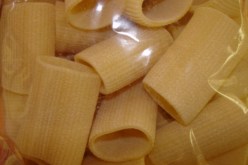 رفض أكثر من 36 طن من العجائن الغذائية بميناء وهران