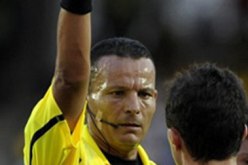 جمال حيمودي يدير قمة غانا امام زامبيا