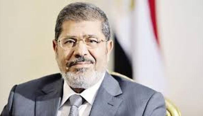 القضاة المصريون يطالبون مرسي بزيارتهم