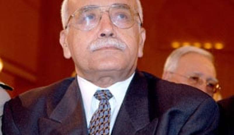 عبد المالك قنايزية يعزي عائلة اللواء المتقاعد المرحوم أحمد صنهاجي