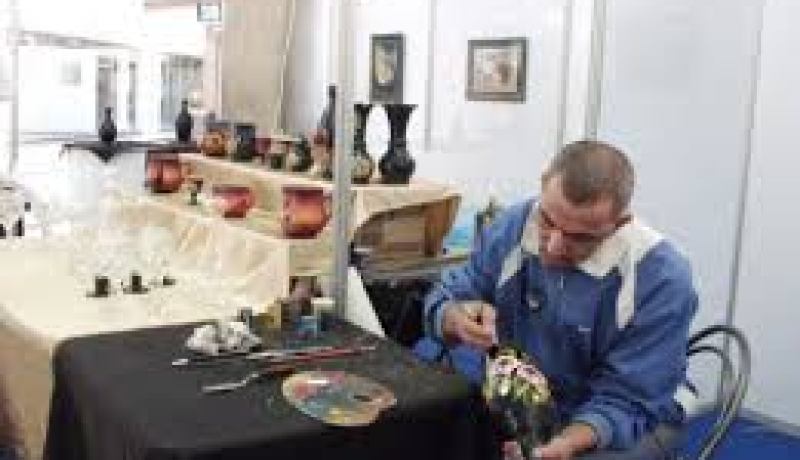 نحو توزيع 22 محلا لتسويق منتجات الصناعة التقليدية بتيزي وزو