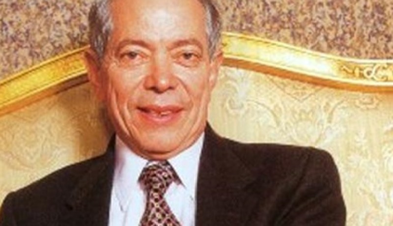 وفاة أسامة الباز المستشار السياسي للرئيس المصري الأسبق