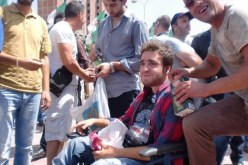 لجان الأحياء بتيزي وزو ينظمون عملية إفطار جماعي  ردا على منتهكي حرمة شهر رمضان