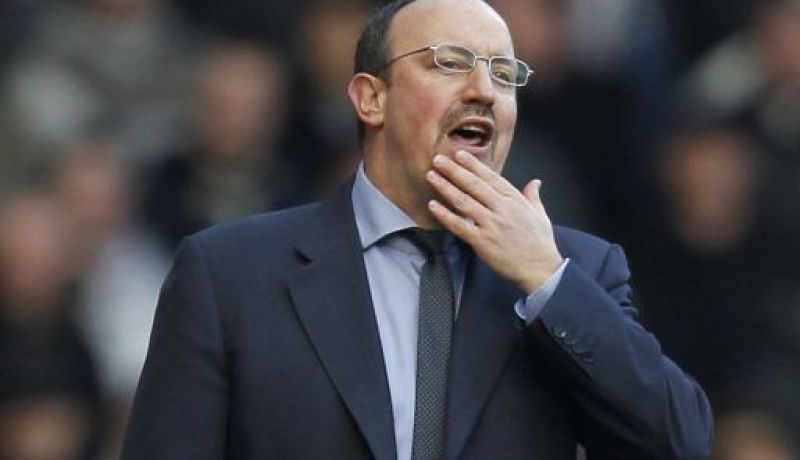 المدرب الاسباني بنيتيز يعود الى ايطاليا من بوابة نابولي