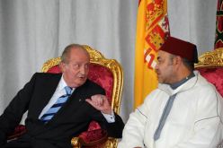 المغاربة يحتجون على العفو الملكي لإسباني معاقب بـ 30 عاما سجنا نافذا لإغتصابه أطفالا و تصويرهم