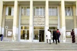 المرضى يطالبون بالحد الأدنى من الخدمة والوزارة تدعو للحوار