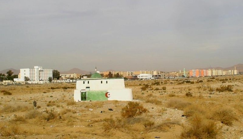اندلاع حريق مقام الولي سيدي زرزور في بسكرة