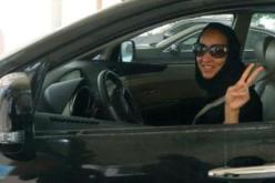 سعوديات يتحدن السلطات ويقدن سياراتهن في الرياض