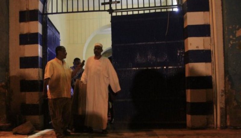 إطلاق سراح اول المعتقلين السياسيين بموجب العفو في السودان